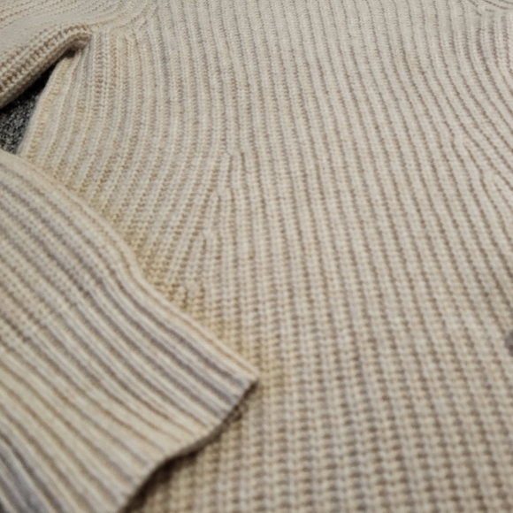 Athleta Sierra Wool Blend Oatmeal Cream Sweater Size XS - Picture 5 of 12